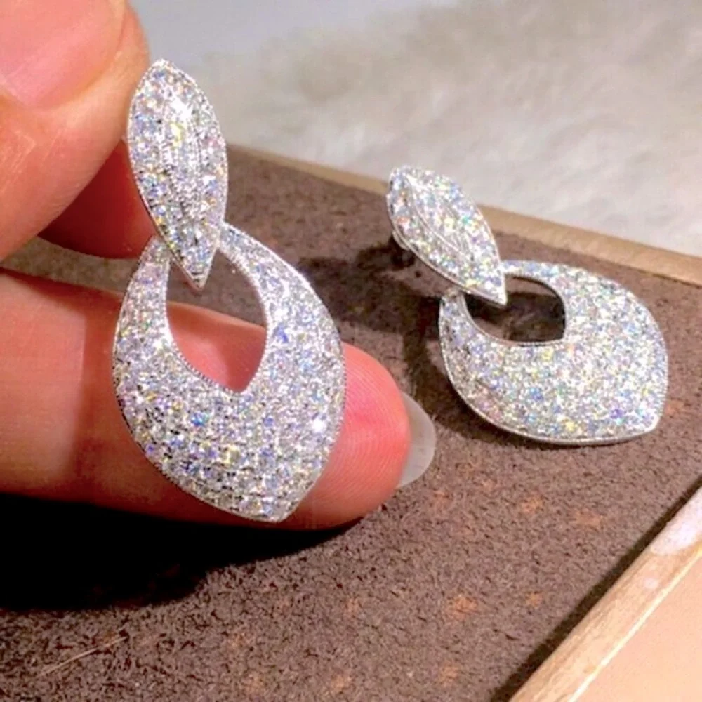 Gorgeous 925 Silver Sim. Diamond Drop Earrings